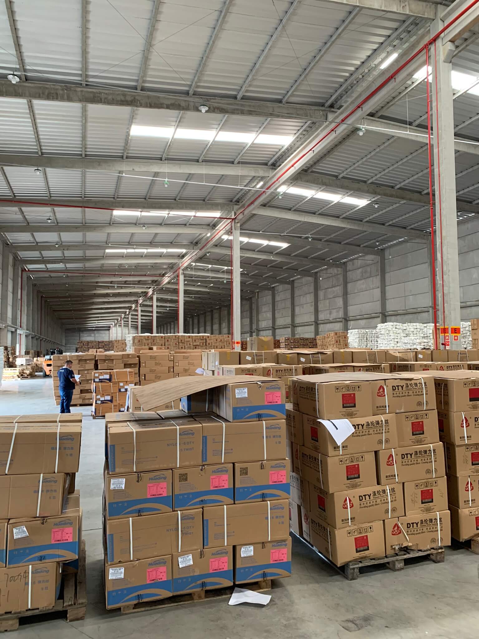 A Ravem Engenharia é uma empresa especializada em soluções personalizadas de engenharia, atuando no estado de Santa Catarina desde 2017 e no mercado desde 2008. Oferecemos Projetos Preventivos Contra Incêndio para o Corpo de Bombeiros Militar de Santa Catarina, e atendimento às exigências atuais das seguradoras, bem como Processos Administrativos de Regularização de Imóveis - edificações, armazéns, complexos logísticos em Prefeituras e Cartórios. [Raven] Fale conosco agora:(47) 99794-0328